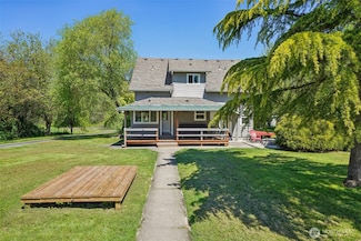 677 Jackson Hwy S, Toledo, WA 98591