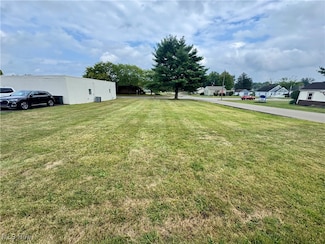 801 Leonard Ave, Zanesville, OH 43701