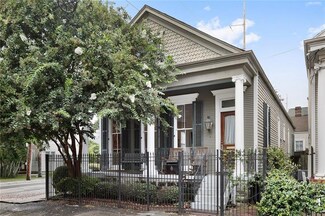5631 Laurel St, New Orleans, LA 70115