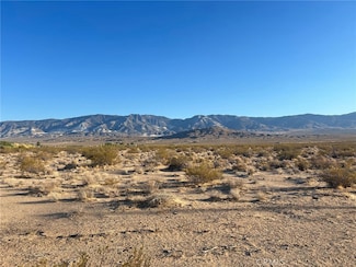 22 Clark St, Lucerne Valley, CA 92356