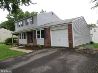 713 S Olds Blvd, Fairless Hills, PA 19030