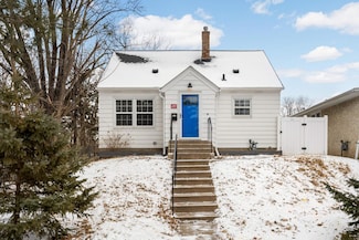 1294 Kent St, Saint Paul, MN 55117