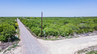900 Ranch Rd, Laredo, TX 78046