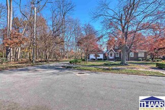 2637 N 8th St, Terre Haute, IN 47804
