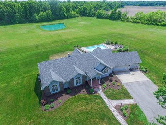 2414 E Ferguson Rd, Fort Wayne, IN 46816