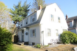28 Maple St, Southbridge, MA 01550