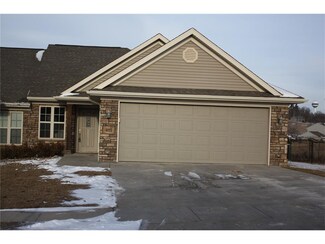 401 Davis Ave NW, Oxford, IA 52322