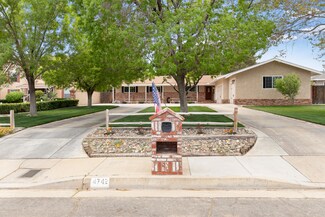 4742 W Avenue m12, Lancaster, CA 93536