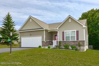 311 Golden Oaks Dr, White Haven, PA 18661