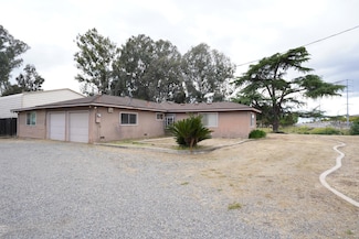 2591 E Copper Ave, Clovis, CA 93619