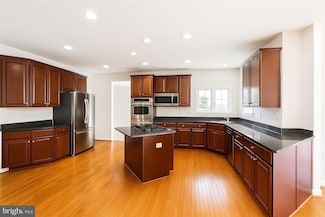 13201 Quate Ln, Woodbridge, VA 22193