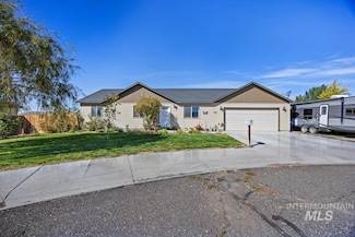 1011 Kristina Cir, Filer, ID 83328
