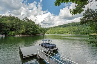 225 Lakeshore Dr, Cullowhee, NC 28723