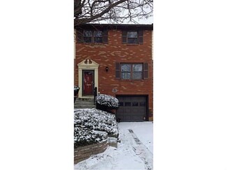 2836 Petzinger Rd, Columbus, OH 43209