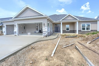 2257 Raccoon Run Blvd, Winona Lake, IN 46580
