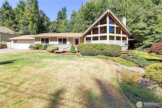 1360 Colchester Dr SE, Port Orchard, WA 98366