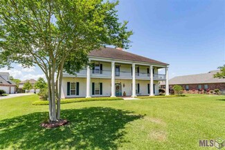 4830 S River Rd, Port Allen, LA 70767