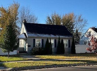 1615 Highland Ave, Janesville, WI 53548