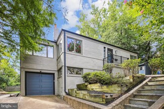 2824 Summerfield Rd, Falls Church, VA 22042
