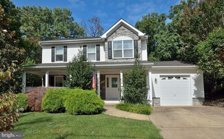 1946 Leonard Rd, Falls Church, VA 22043