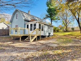 21 Thornapple Lake Rd, Nashville, MI 49073