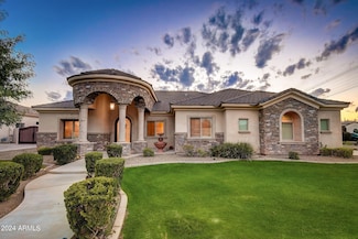 330 N Portland Ave, Gilbert, AZ 85234