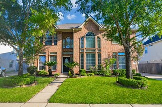 14722 Rich Valley Ln, Sugar Land, TX 77498
