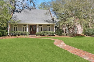 52 Magnolia Ridge Dr, Madisonville, LA 70447
