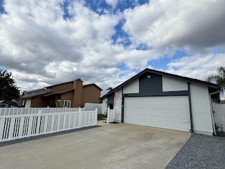 10660 Braverman Dr, Santee, CA 92071