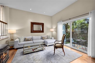 504 Harkness Ln Unit 1, Redondo Beach, CA 90278