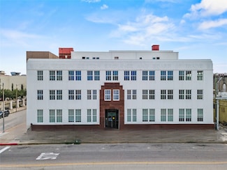 2102 Mechanic St Unit 301, Galveston, TX 77550