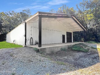 433 Monterey Rd, Jackson, MS 39218