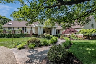 15 Northeast Rd, Farmington, CT 06032