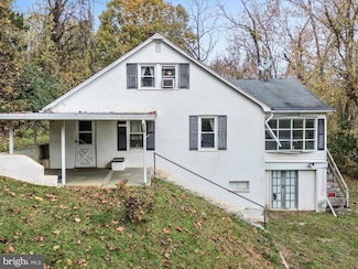 1621 Lockes Mill Rd, Berryville, VA 22611