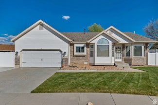 8393 S Dunlop Ct, West Jordan, UT 84088