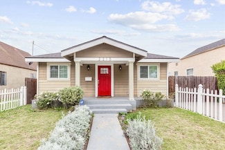 2215 Alsace Ave, Los Angeles, CA 90016