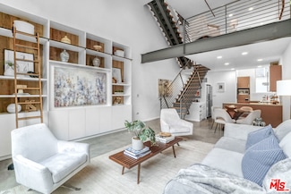 1220 N Orange Grove Ave Unit 4, West Hollywood, CA 90046