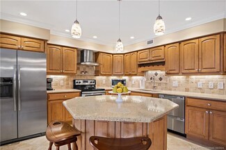 1800 SE Saint Lucie Blvd Unit 9-202, Stuart, FL 34996