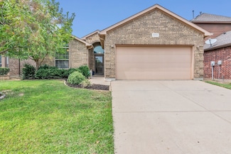 2333 Half Moon Bay Ln, Fort Worth, TX 76177