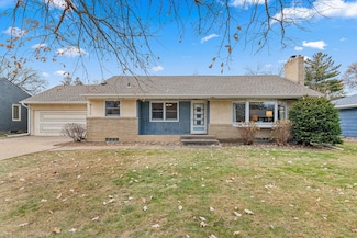 2233 Merrill St, Saint Paul, MN 55113