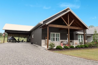 12661 Northside Rd, Northport, AL 35475