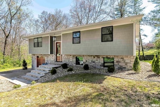 34 Blessing Cir, Murphysboro, IL 62966