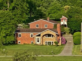 205 Johnetta Rd, Vandergrift, PA 15690