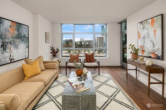 588 Bell St Unit 404, Seattle, WA 98121