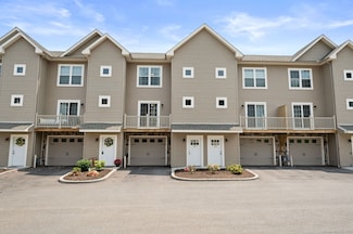 64 Scotch Cap Rd Unit 173, Quaker Hill, CT 06375