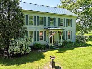 358 S Main St, Whiting, VT 05778