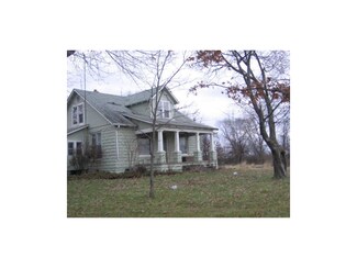 28112 S State Route Z, Garden City, MO 64747