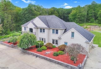 87 Walnut Valley Rd, Blairstown, NJ 07832