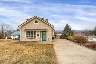 720 Green St, Mifflinburg, PA 17844