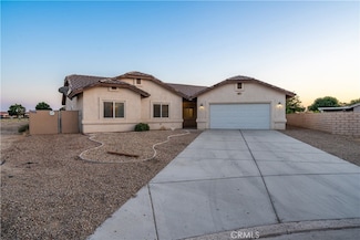 15077 Birdie Ln, Helendale, CA 92342